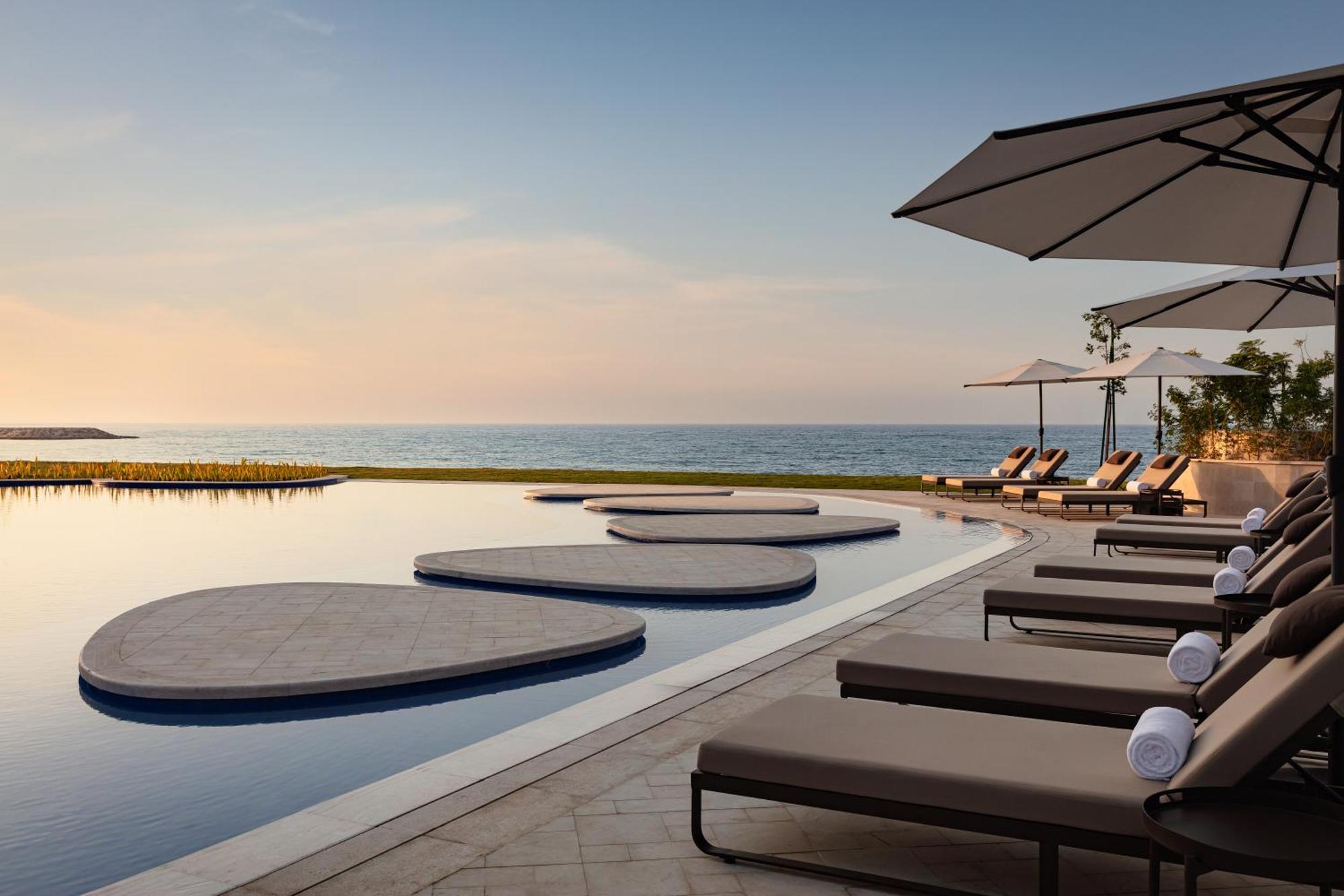 The St Regis Al Mouj Muscat Resort Exteriör bild